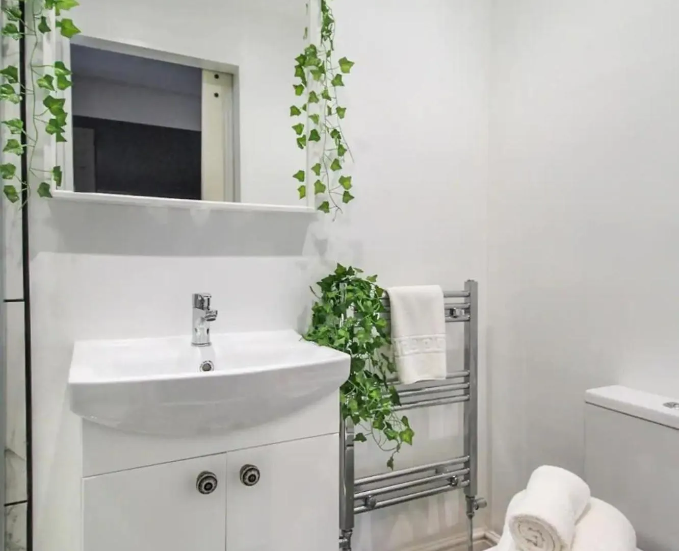Carlton Hill House - 5 Bedroom House With Parking نوتينغهام